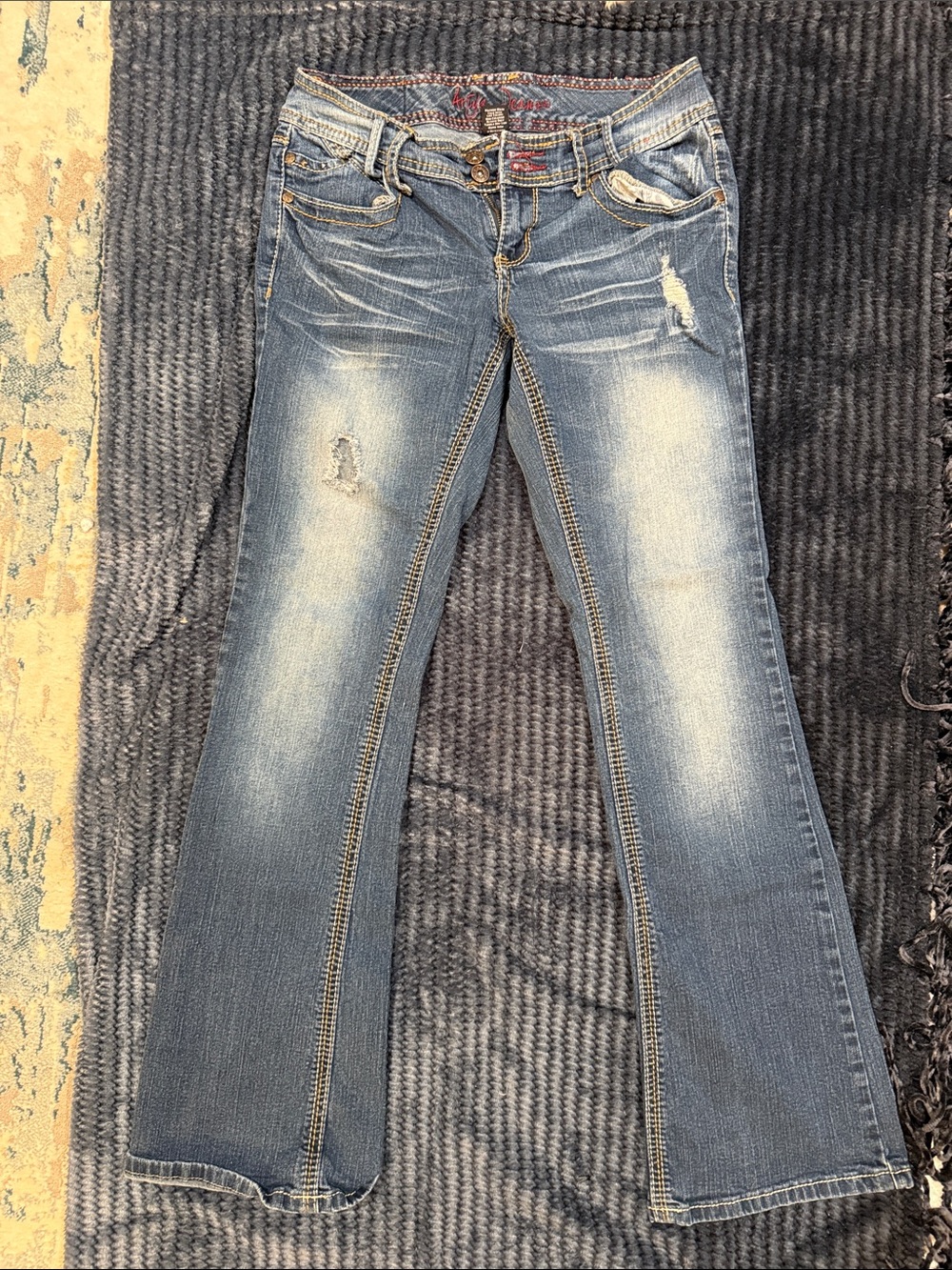 Ariya Distressed Wide Leg Jeans in Light Blue Wash